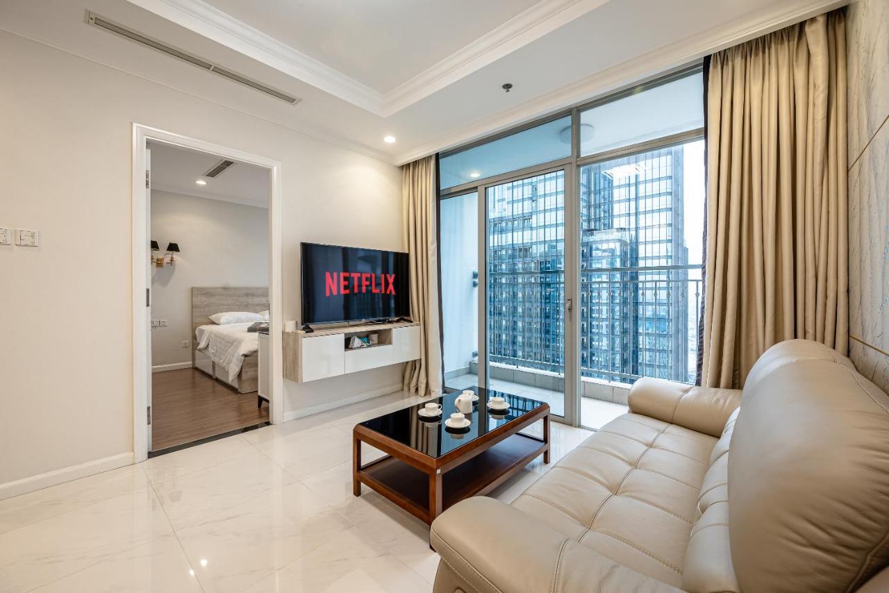 Landmark Luxury 1234pn